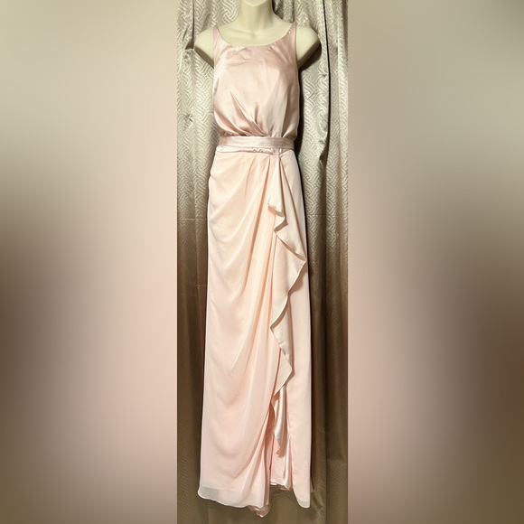 David’s Bridal Bridesmaid Dress Petal - Picture 4 of 4